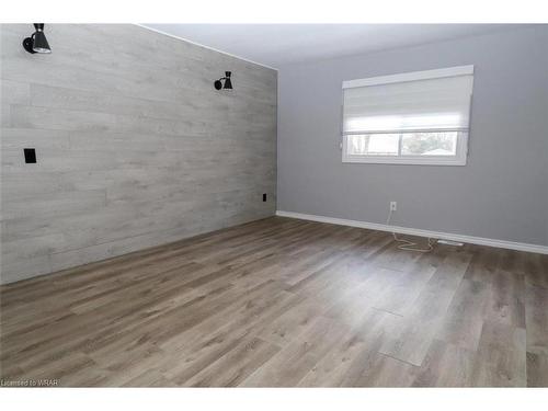 19 Grace Avenue, Brantford, ON - Indoor Photo Showing Other Room