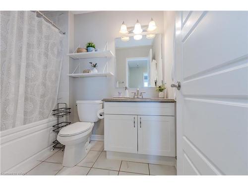 114 Daylily Lane, Kitchener, ON - Indoor Photo Showing Bathroom
