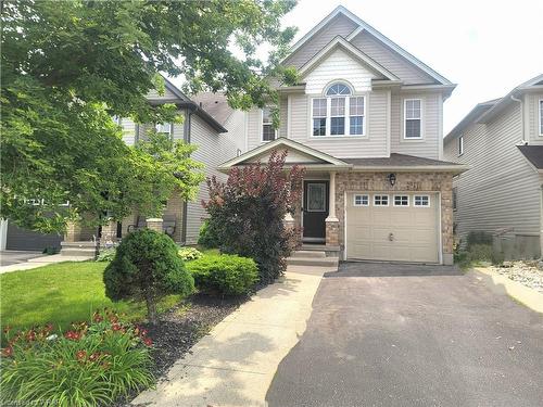 91 Red Clover Crescent, Kitchener, ON - Outdoor With Facade