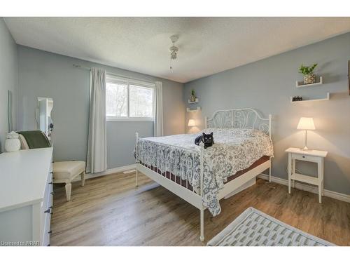 110 Peel Street, West Montrose, ON - Indoor Photo Showing Bedroom