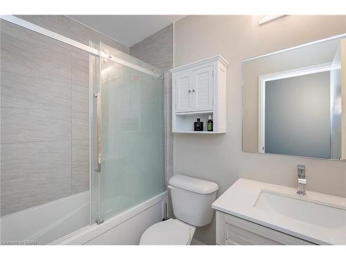 1212-108 Garment Street, Kitchener, ON - Indoor Photo Showing Bathroom