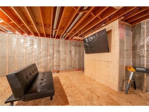 168 Queen'S Bush Dr Drive, Annan, ON - Indoor Photo Showing Basement