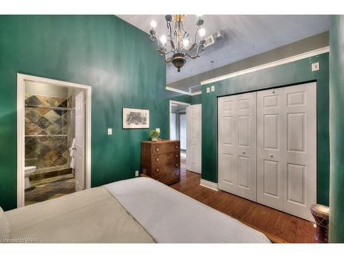 215-276 King Street W, Kitchener, ON - Indoor Photo Showing Bedroom