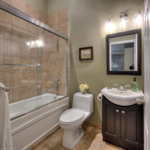 215-276 King Street W, Kitchener, ON - Indoor Photo Showing Bathroom