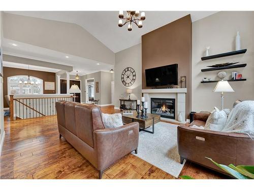 280 William Street E, Parkhill, ON - Indoor Photo Showing Living Room With Fireplace