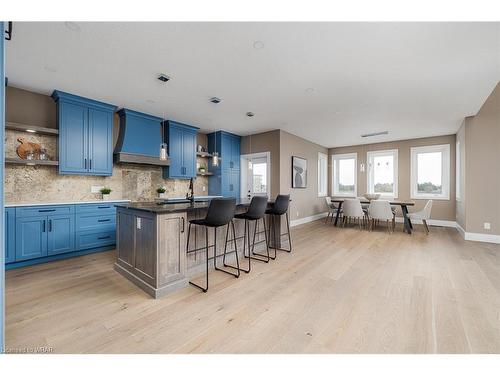 1080 Twamley Street W, Listowel, ON - Indoor Photo Showing Kitchen With Upgraded Kitchen