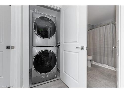 1409-15 Glebe Street, Cambridge, ON - Indoor Photo Showing Laundry Room