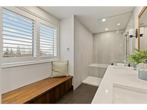 309 Bushwood Court, Waterloo, ON - Indoor Photo Showing Bathroom
