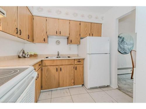 403-24 Midland Drive, Kitchener, ON - Indoor Photo Showing Kitchen With Double Sink