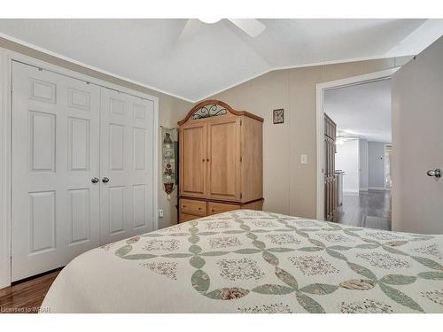25 Macpherson Crescent, Flamborough, ON - Indoor Photo Showing Bedroom