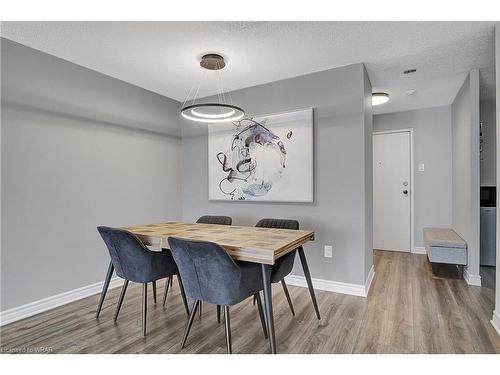 104-55 Green Valley Drive, Kitchener, ON - Indoor Photo Showing Dining Room