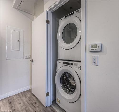 503-60 Charles Street W, Kitchener, ON - Indoor Photo Showing Laundry Room