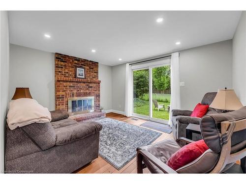 27 Yarwood Place, Kitchener, ON - Indoor Photo Showing Living Room With Fireplace