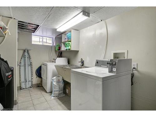 55 Highland Road W, Kitchener, ON - Indoor Photo Showing Laundry Room