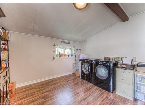 230 Jane Street, Palmerston, ON - Indoor Photo Showing Laundry Room