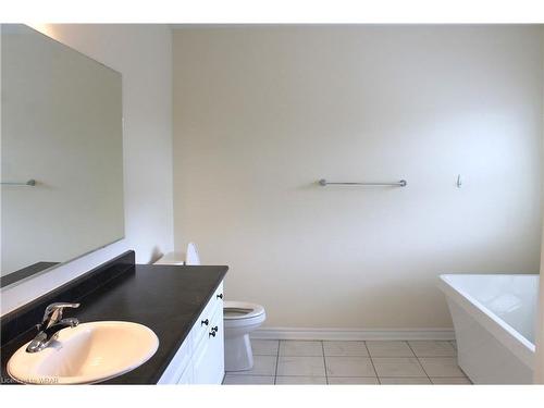 52 Compass Trail, Cambridge, ON - Indoor Photo Showing Bathroom