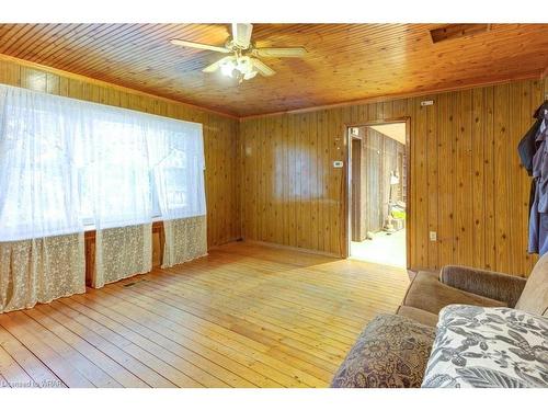 484358 30 Sideroad, Amaranth, ON - Indoor Photo Showing Other Room