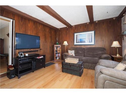 79 Blythwood Road, Waterloo, ON - Indoor Photo Showing Living Room