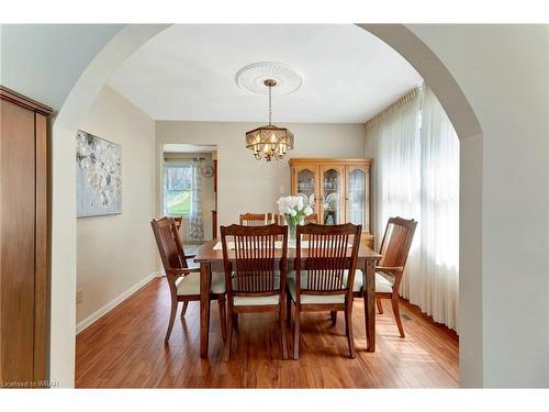474 Grand Ridge Drive, Cambridge, ON - Indoor Photo Showing Dining Room