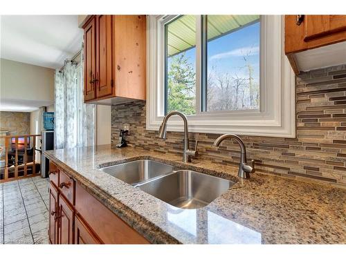474 Grand Ridge Drive, Cambridge, ON - Indoor Photo Showing Kitchen With Double Sink