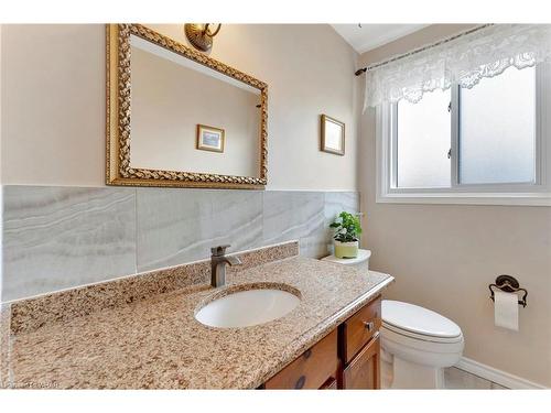 474 Grand Ridge Drive, Cambridge, ON - Indoor Photo Showing Bathroom