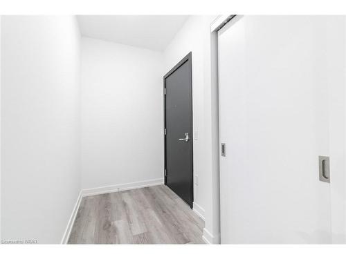 1502-15 Wellington Street S, Kitchener, ON - Indoor Photo Showing Other Room