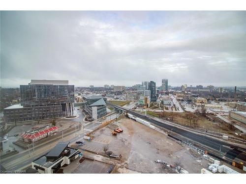 1502-15 Wellington Street S, Kitchener, ON - Outdoor With View