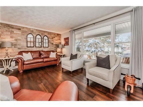 28 Mill Street, Woolwich, ON - Indoor Photo Showing Living Room