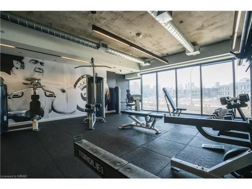 803-170 Bayview Avenue, Toronto, ON - Indoor Photo Showing Gym Room