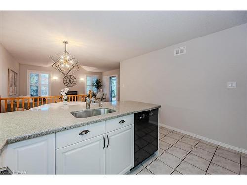 38 Candle Crescent, Kitchener, ON - Indoor Photo Showing Kitchen
