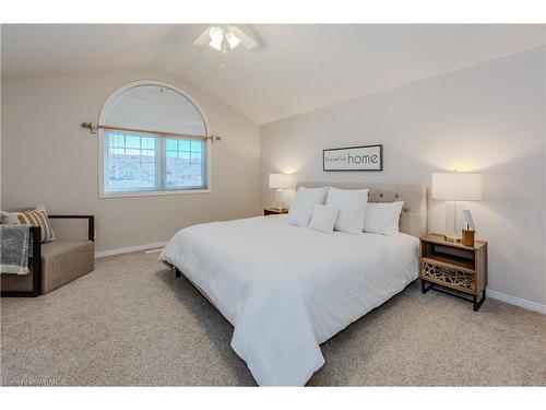 38 Candle Crescent, Kitchener, ON - Indoor Photo Showing Bedroom