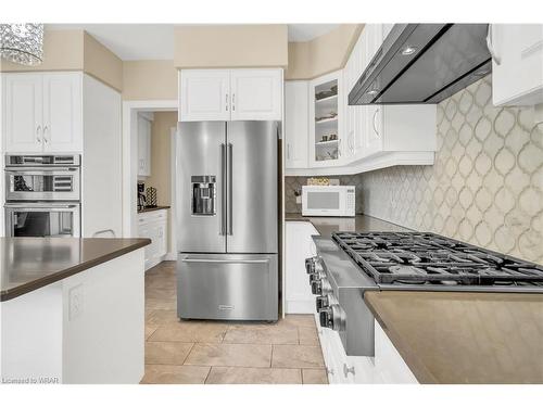 779 Snowberry Court, Waterloo, ON - Indoor Photo Showing Kitchen With Stainless Steel Kitchen With Upgraded Kitchen