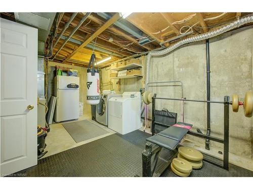 118 Sekura Crescent, Cambridge, ON - Indoor Photo Showing Laundry Room