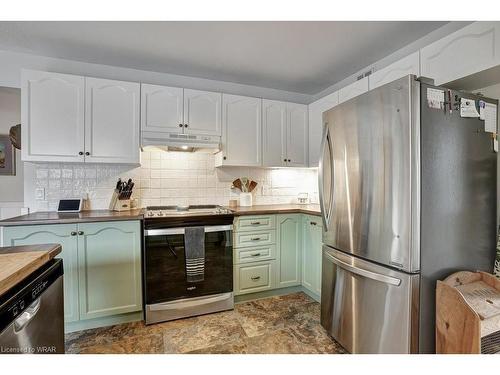 136 Glenariff Drive, Freelton, ON - Indoor Photo Showing Kitchen With Stainless Steel Kitchen With Upgraded Kitchen