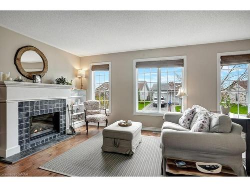 136 Glenariff Drive, Freelton, ON - Indoor Photo Showing Living Room With Fireplace