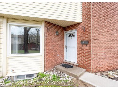 10-203 Fairway Road N, Kitchener, ON - Outdoor With Exterior