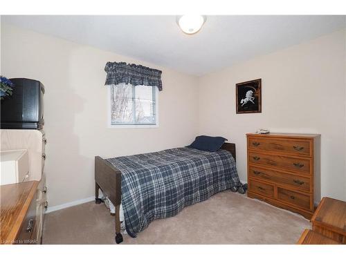 470 Thorndale Drive, Waterloo, ON - Indoor Photo Showing Bedroom