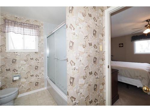470 Thorndale Drive, Waterloo, ON - Indoor Photo Showing Bathroom