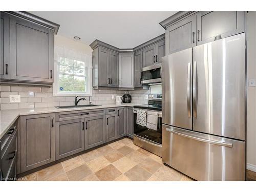 155 Clyde Street, Mount Forest, ON - Indoor Photo Showing Kitchen With Upgraded Kitchen
