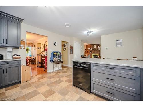 155 Clyde Street, Mount Forest, ON - Indoor Photo Showing Kitchen