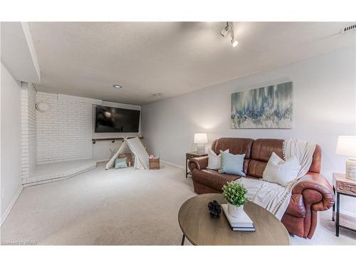 213 Northlake Drive, Waterloo, ON - Indoor Photo Showing Living Room