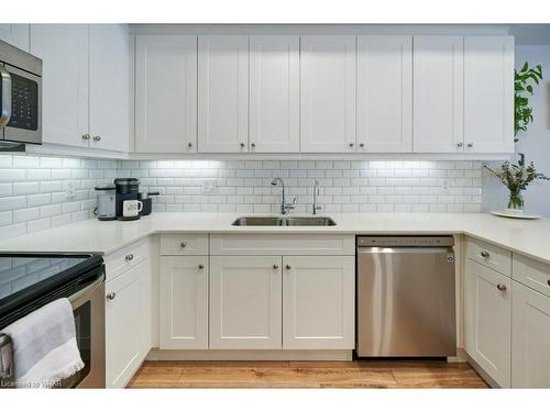 A203-112 Union Street E, Waterloo, ON - Indoor Photo Showing Kitchen With Stainless Steel Kitchen With Double Sink