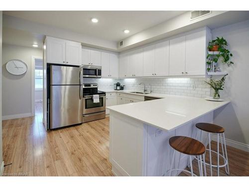 A203-112 Union Street E, Waterloo, ON - Indoor Photo Showing Kitchen With Stainless Steel Kitchen With Upgraded Kitchen