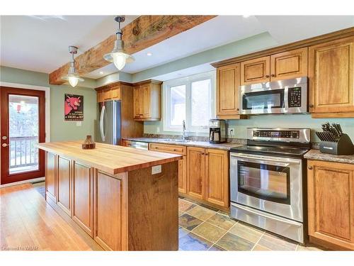 668469 20Th Sideroad, Mulmur, ON - Indoor Photo Showing Kitchen