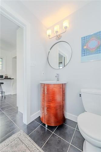 150 York Street, Waterloo, ON - Indoor Photo Showing Bathroom