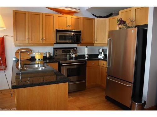 307-3 Father David Bauer Drive, Waterloo, ON - Indoor Photo Showing Kitchen With Double Sink