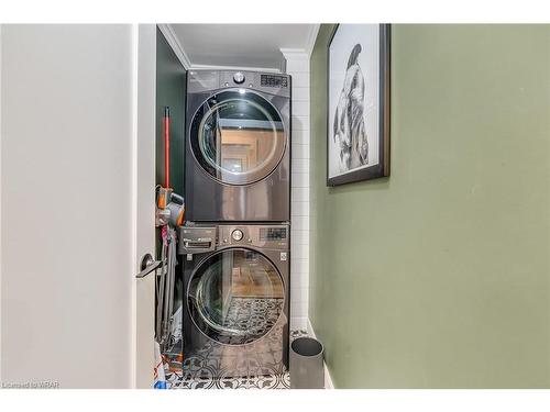 154 Forest Road, Cambridge, ON - Indoor Photo Showing Laundry Room