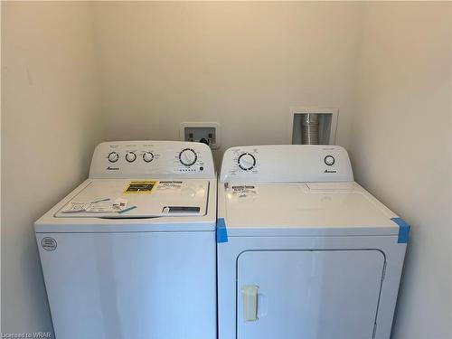 86-10 Birmingham Drive, Cambridge, ON - Indoor Photo Showing Laundry Room