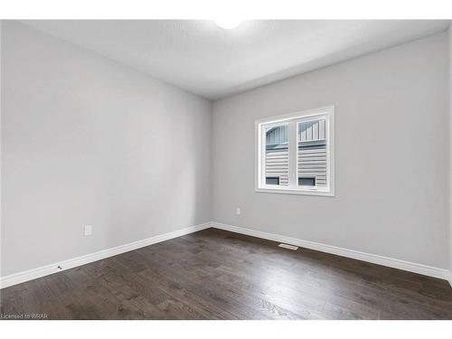 40 Macalister Boulevard, Guelph, ON - Indoor Photo Showing Other Room