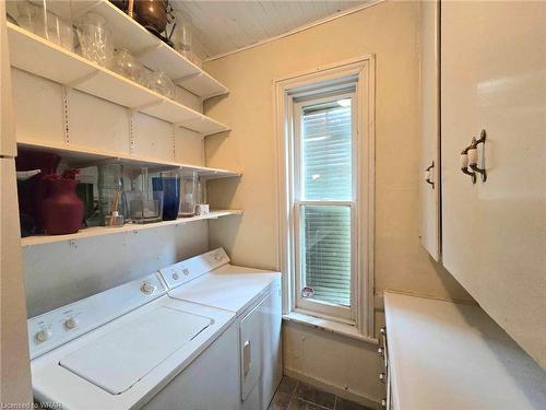 340 Dundas Street E, Waterdown, ON - Indoor Photo Showing Laundry Room